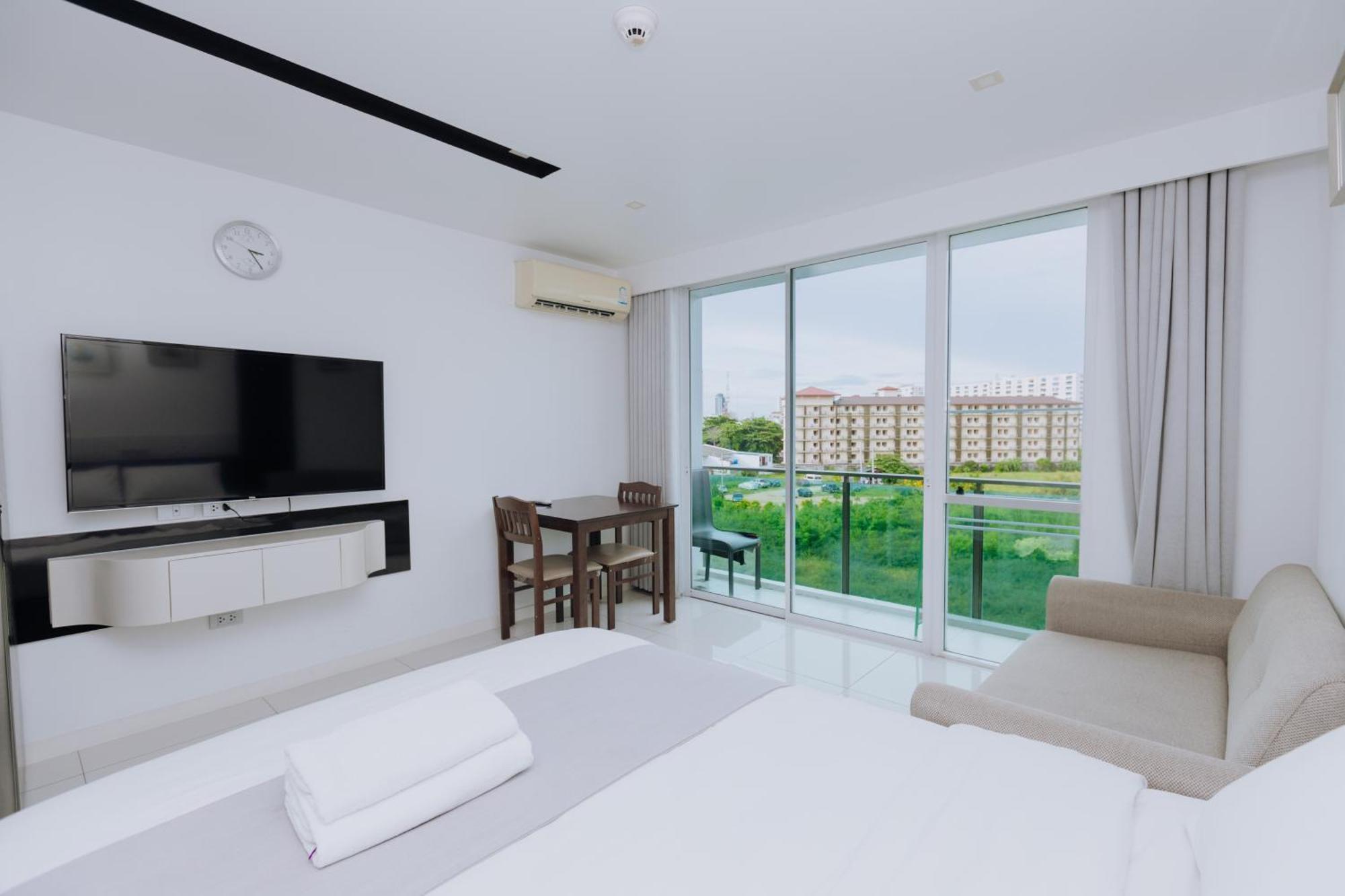 Pattaya City Center Residence K Extérieur photo